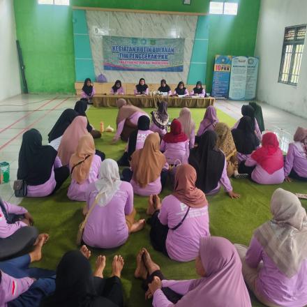 PKK Gunung Ulin Mataraman Laksanakan Kegiatan Rutin Bulanan